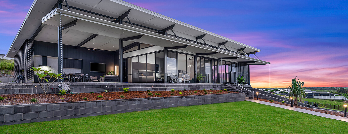 Modern view-focused home feature image